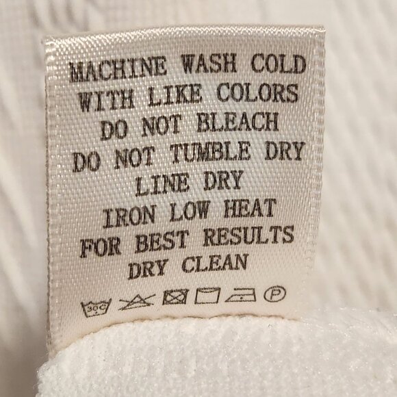 Button-Back Casual Blouse Women's S White Short Sleeve Raised Texture Crew Neck - Picture 7 of 9